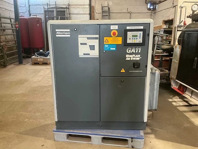 Schroefcompressor 2002 atlas copco ga11 - afbeelding 1 van  17