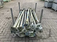Schroefstempels in bok (25x) - afbeelding 2 van  4