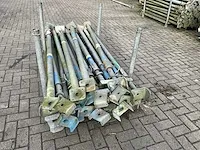 Schroefstempels in bok (25x) - afbeelding 3 van  4