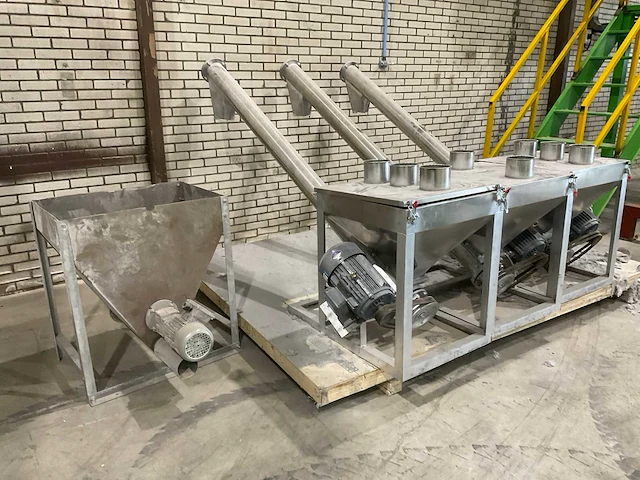 Schroeftransporteur (3x) - afbeelding 1 van  9