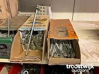 Schroeven en houtdraadbouten - afbeelding 2 van  4