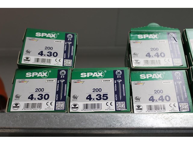 Schroeven spax in diverse maten, 18 doosjes voornamelijk vol. - afbeelding 2 van  5