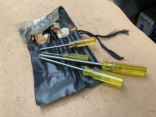 Schroevendraaier set - afbeelding 1 van  3