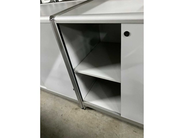 Schuifdeur kast (2x) - afbeelding 3 van  4