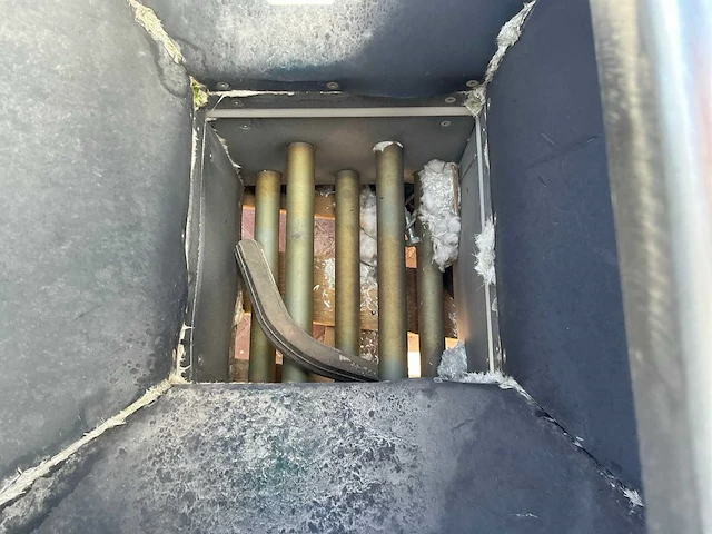 Schuifklep met storttrechter - afbeelding 7 van  7