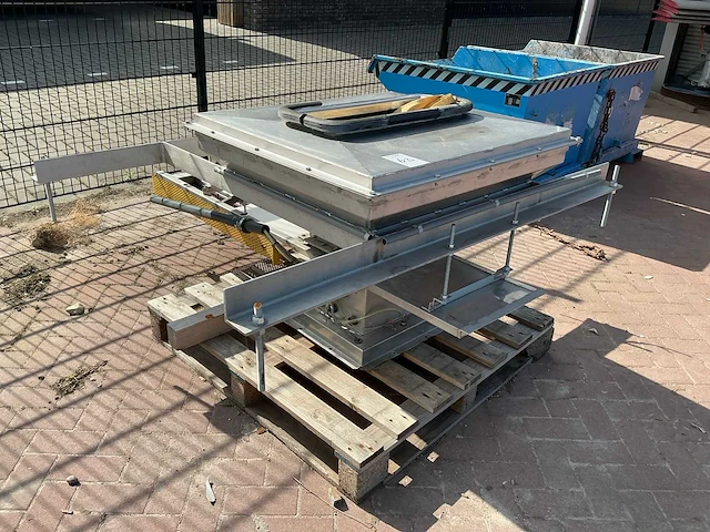 Schuifklep met storttrechter - afbeelding 4 van  10