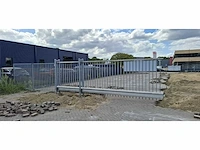 Schuifpoort - afbeelding 1 van  7