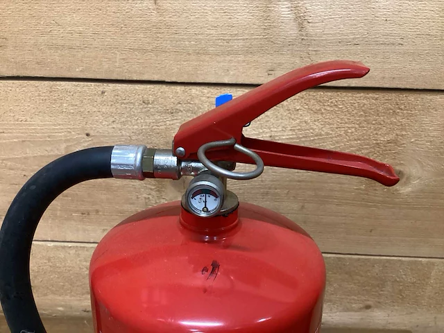 Schuim brandblusser (2x) - afbeelding 4 van  4