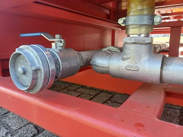 Schuim voorraad azetcontainer haakarm/kabel - afbeelding 18 van  34