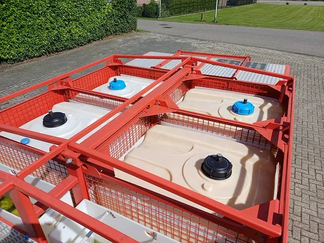 Schuim voorraad azetcontainer haakarm/kabel - afbeelding 25 van  34