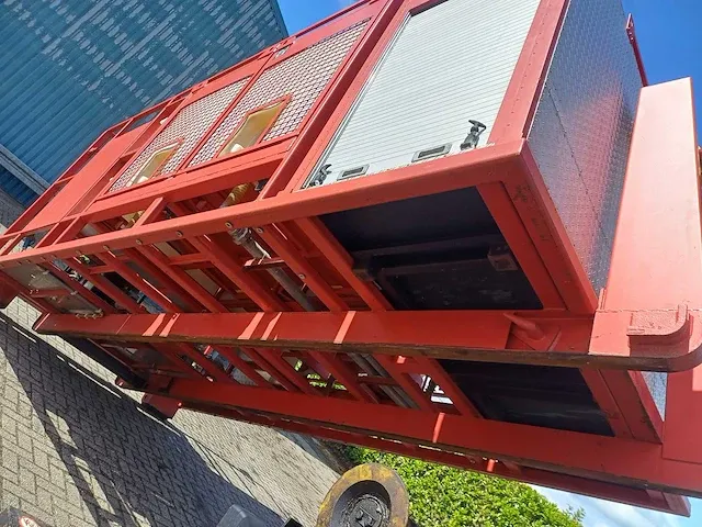 Schuim voorraad azetcontainer haakarm/kabel - afbeelding 27 van  34
