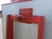 Schuim voorraad azetcontainer haakarm/kabel - afbeelding 31 van  34