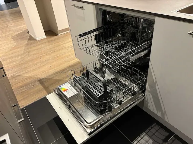 Schüller - showroomkeuken - afbeelding 6 van  43