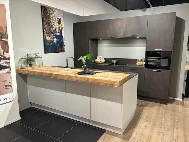 Schüller - showroomkeuken - afbeelding 12 van  43