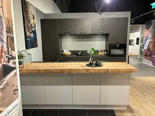 Schüller - showroomkeuken - afbeelding 23 van  43