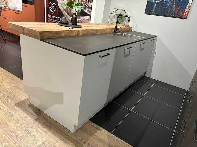 Schüller - showroomkeuken - afbeelding 40 van  43