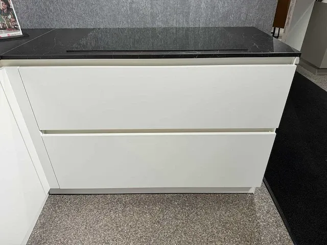 Schüller - showroomkeuken - afbeelding 10 van  24