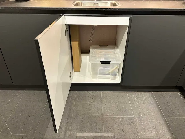 Schüller - showroomkeuken - afbeelding 8 van  32