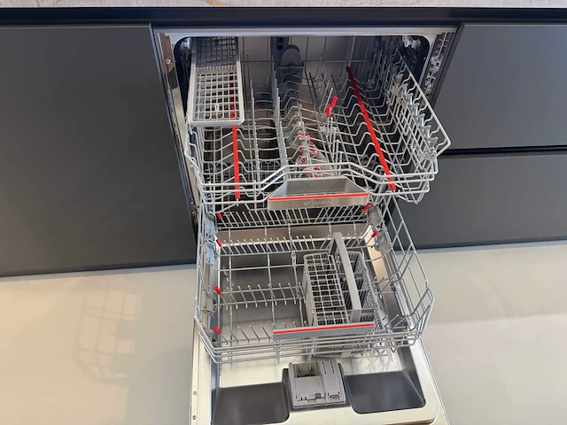 Schüller - showroomkeuken - afbeelding 10 van  48
