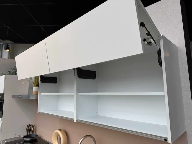 Schuller - showroomkeuken - afbeelding 24 van  41