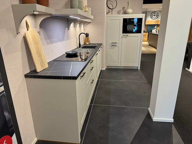Schuller - showroomkeuken - afbeelding 1 van  38