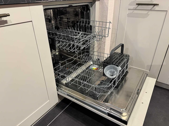 Schuller - showroomkeuken - afbeelding 14 van  38