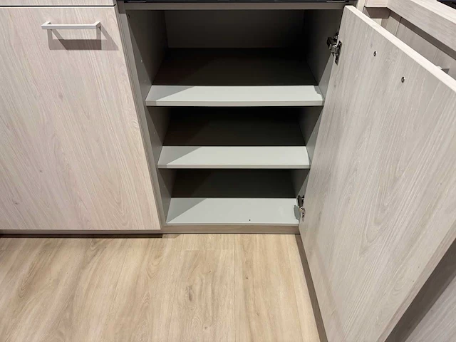Schüller - showroomkeuken - afbeelding 10 van  29