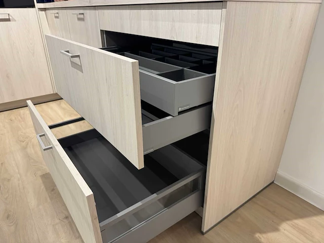 Schüller - showroomkeuken - afbeelding 23 van  29