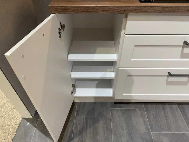 Schüller - showroomkeuken - afbeelding 12 van  41
