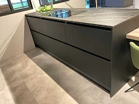 Schuller c avo avola eiland showroomkeuken met wandopstelling - afbeelding 29 van  40