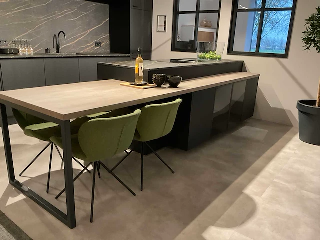 Schuller c avo avola eiland showroomkeuken met wandopstelling - afbeelding 3 van  40
