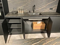 Schuller c avo avola eiland showroomkeuken met wandopstelling - afbeelding 7 van  40