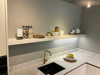 Schuller c bie biella hoekopgestelde showroomkeuken - afbeelding 23 van  29