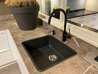 Schuller c fma fino matt-c avo avola eiland showroomkeuken met hoekwandopstelling en hoge kastenwand - afbeelding 23 van  59