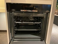 Schuller c via vienna satin hoekopgestelde showroomkeuken - afbeelding 17 van  28