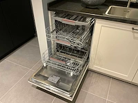 Schuller c via vienna satin hoekopgestelde showroomkeuken - afbeelding 25 van  28