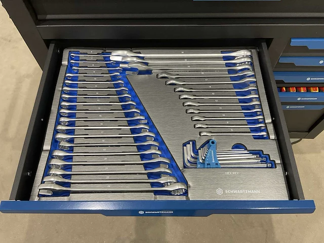 Schwartzmann professionele gereedschapswagen met gereedschap - afbeelding 9 van  19