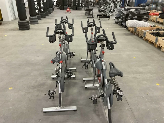 Schwinn spinningfiets (4x) - afbeelding 2 van  4