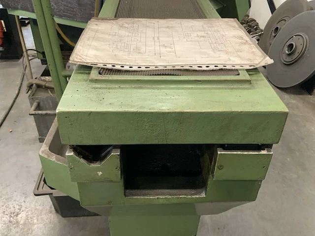 Scledum nicola ruaro - rg-270 - horizontale krukasslijpmachine - afbeelding 13 van  26
