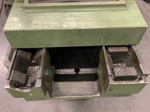 Scledum nicola ruaro - rg-270 - horizontale krukasslijpmachine - afbeelding 14 van  26