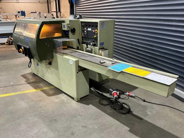Scm - 1997 - compact 23 - vierzijdige profileer- en schaafmachine - afbeelding 17 van  23