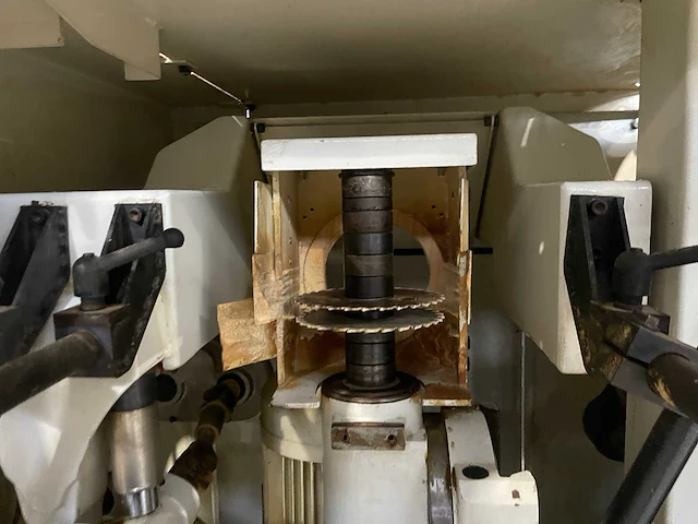 Scm - 2003 - superset xl 6 - vierzijdige profileer- en schaafmachine - afbeelding 6 van  18