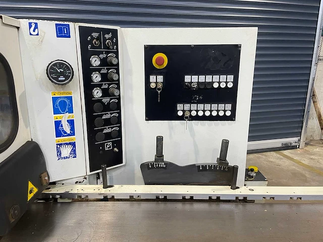 Scm - 2003 - superset xl 6 - vierzijdige profileer- en schaafmachine - afbeelding 16 van  18
