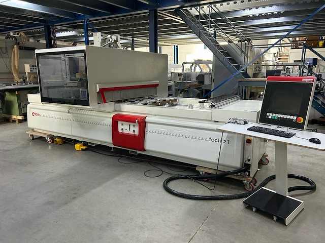 Scm - 2013 - tech z1 - horizontaal cnc-bewerkingscentrum - afbeelding 1 van  17