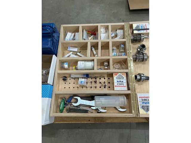 Scm - 2013 - tech z1 - horizontaal cnc-bewerkingscentrum - afbeelding 2 van  17