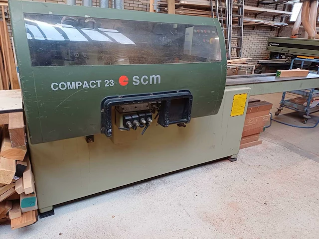 Scm - compact 23 - vierzijdige profileer- en schaafmachine - afbeelding 1 van  12