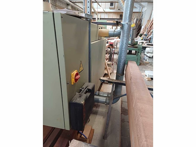 Scm - compact 23 - vierzijdige profileer- en schaafmachine - afbeelding 11 van  12