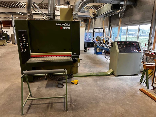 Scm - sandya90 xrt 130 - breedbandschuurmachine - afbeelding 16 van  42