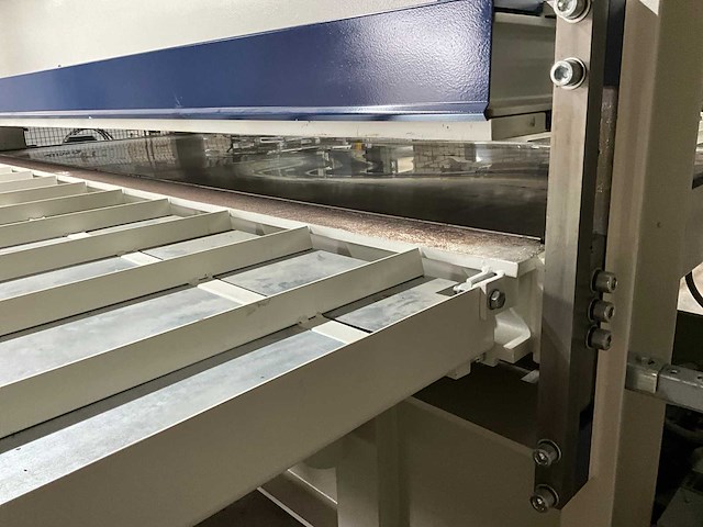 Scm sergiani - 2025 - gsl-a/ca 30/13 - cnc-lijmmachine - afbeelding 10 van  58