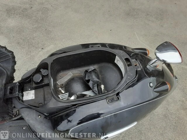 Scooter aprilia , mojito custom , zwart, bouwjaar 2007 - afbeelding 4 van  16